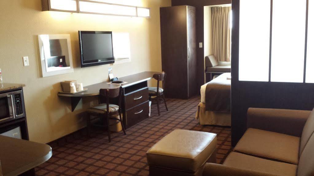 Microtel Inn & Suites By Wyndham Conway Exterior photo